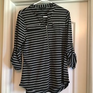 Womens Stripped 3/4 Zipper Top